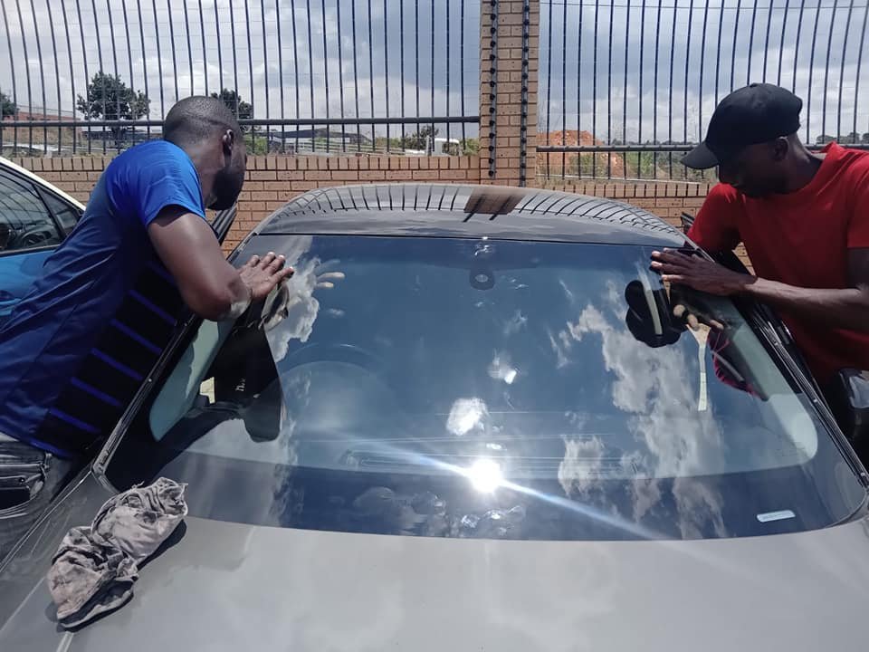 Windshield Repair North Hollywood CA
